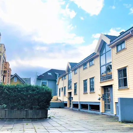 Daire House - 12